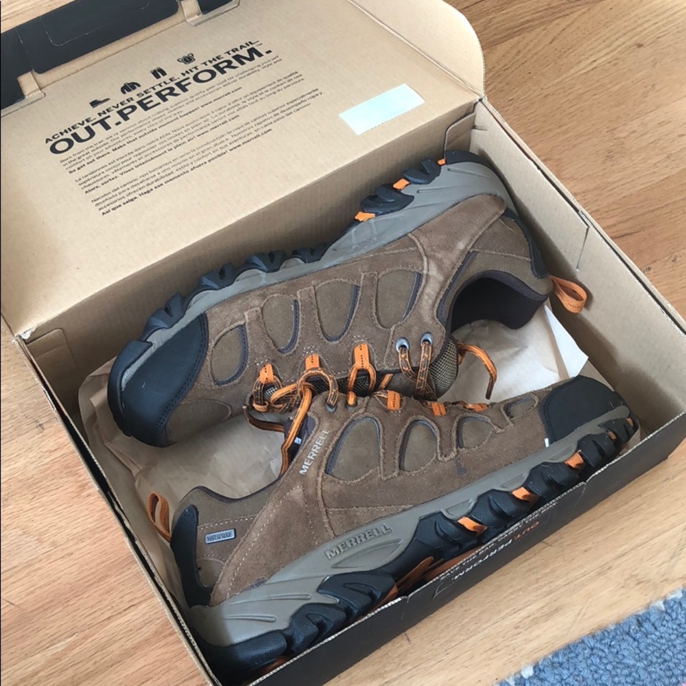 Merrell men’s hiking shoes